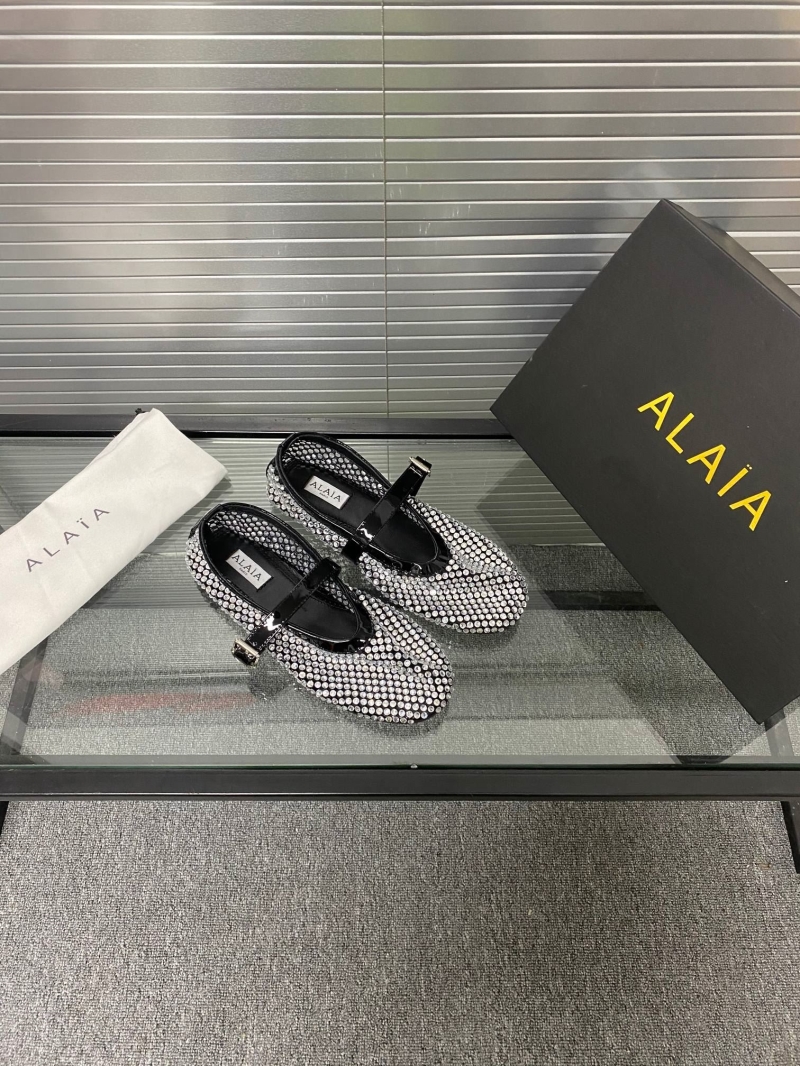 Alaia Flat Shoes